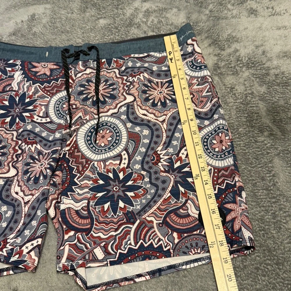 Quiksilver‎ Highline Board Shorts Mens 38 Repreve Stretch Mandala Print Blue